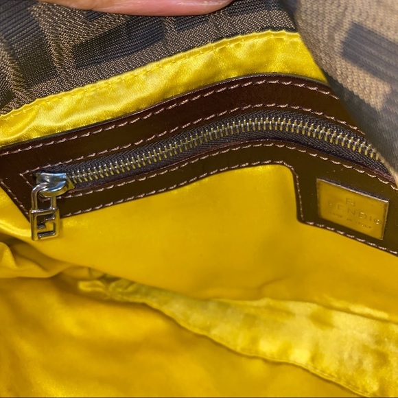 🛑SOLD🛑 Vintage FENDI Zucca Flower Motif Mamma Bucket Shoulder Bag - Picture 10 of 14